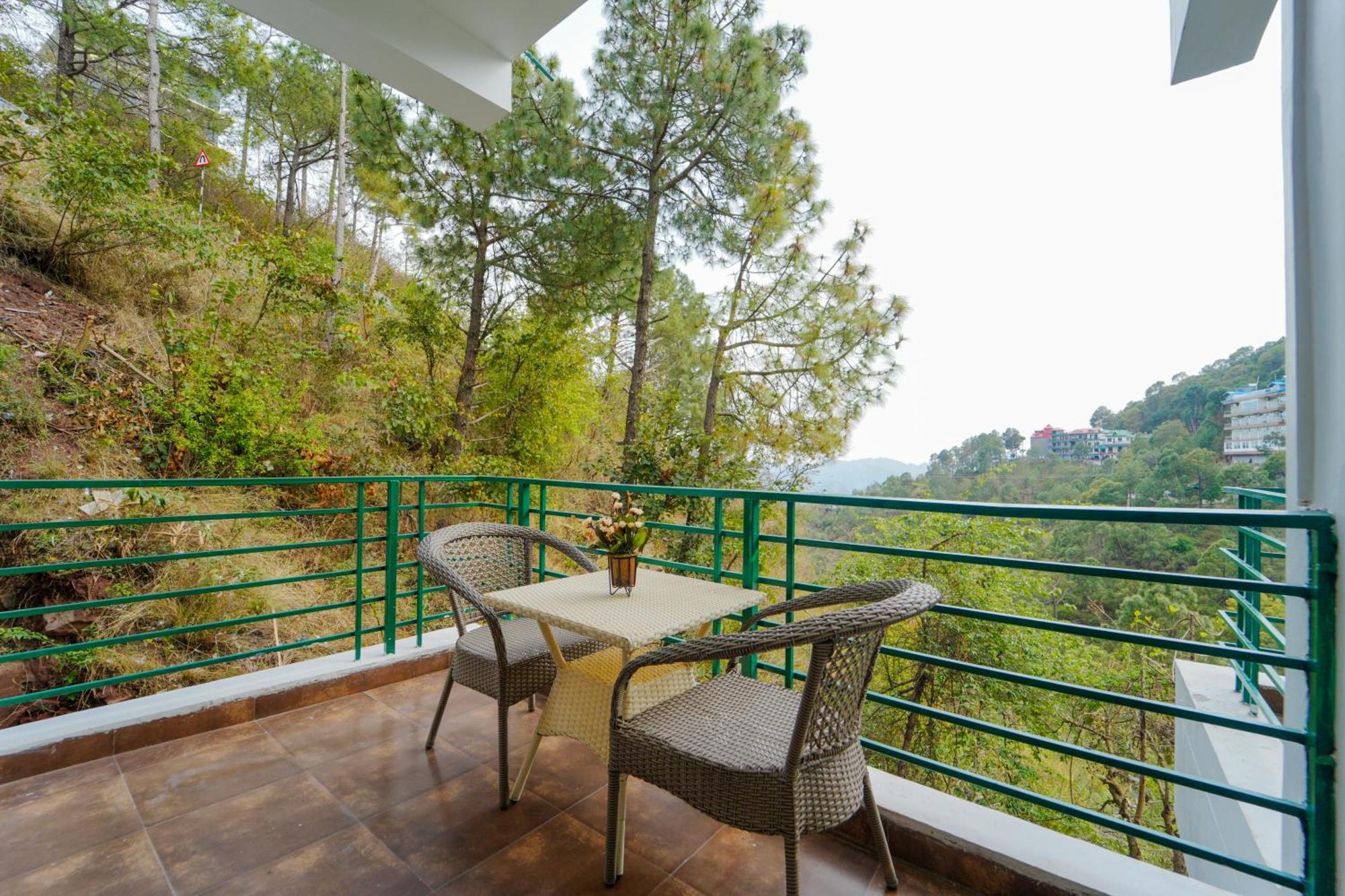 The Kasauli Walk Hotel Bagian luar foto