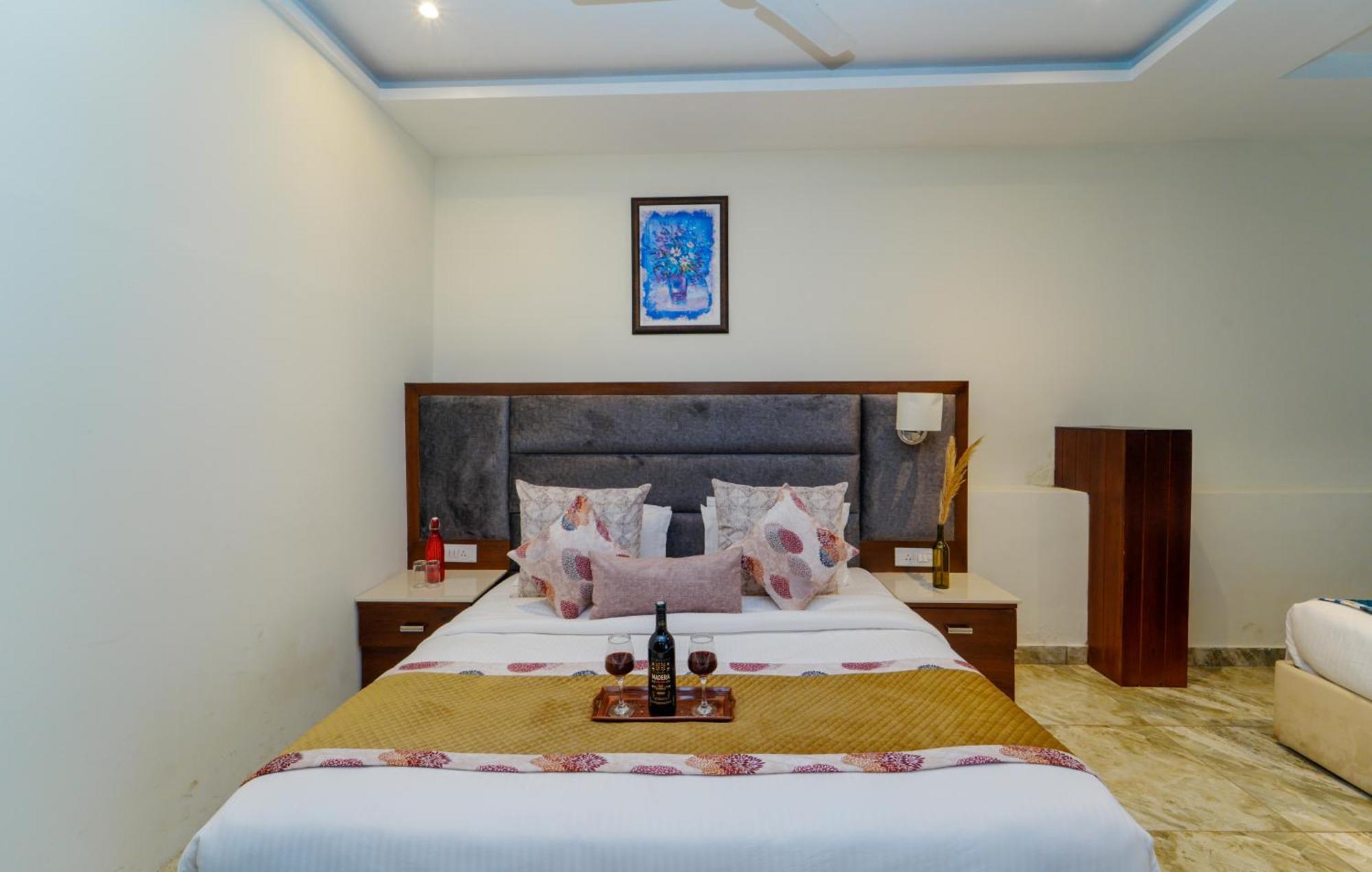 The Kasauli Walk Hotel Bagian luar foto